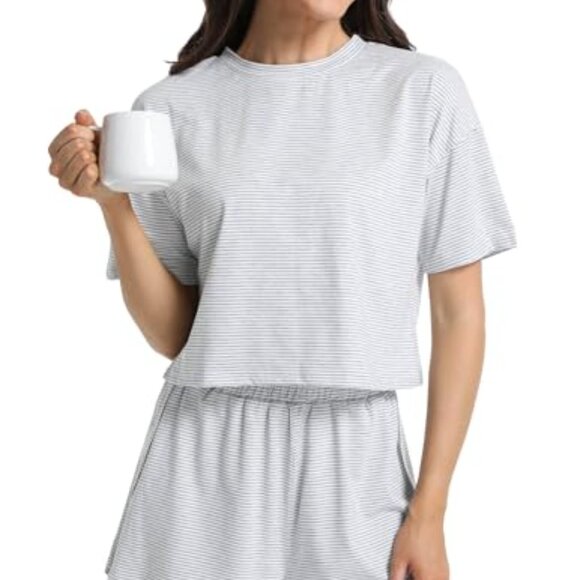 Soft Striped Pajama Set with Elastic Waist Shorts, Lounge Sleepwear - Picture 4 of 8